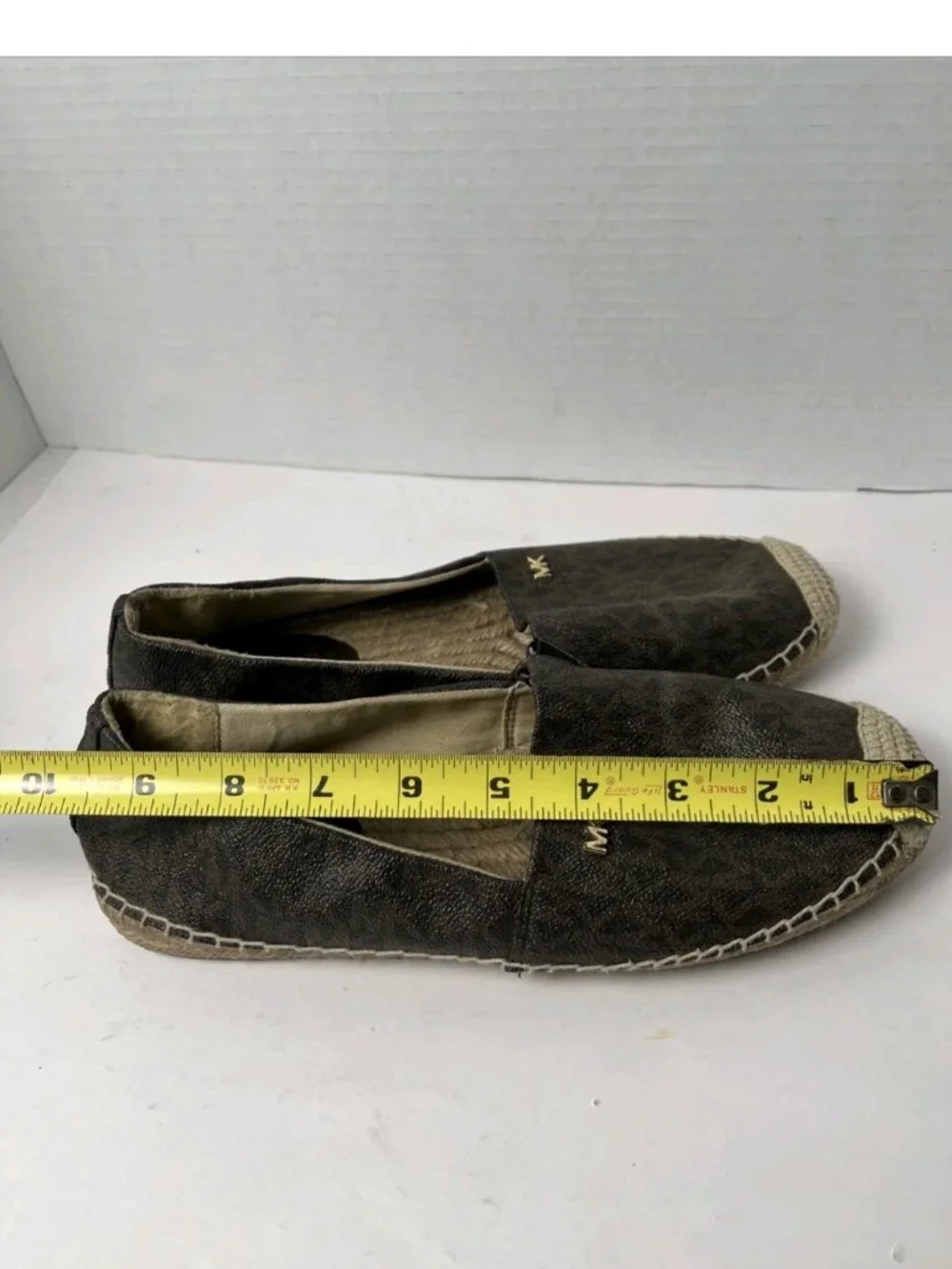 Michael Kors MK Logo Brown Espadrille Flats Size 8.5M